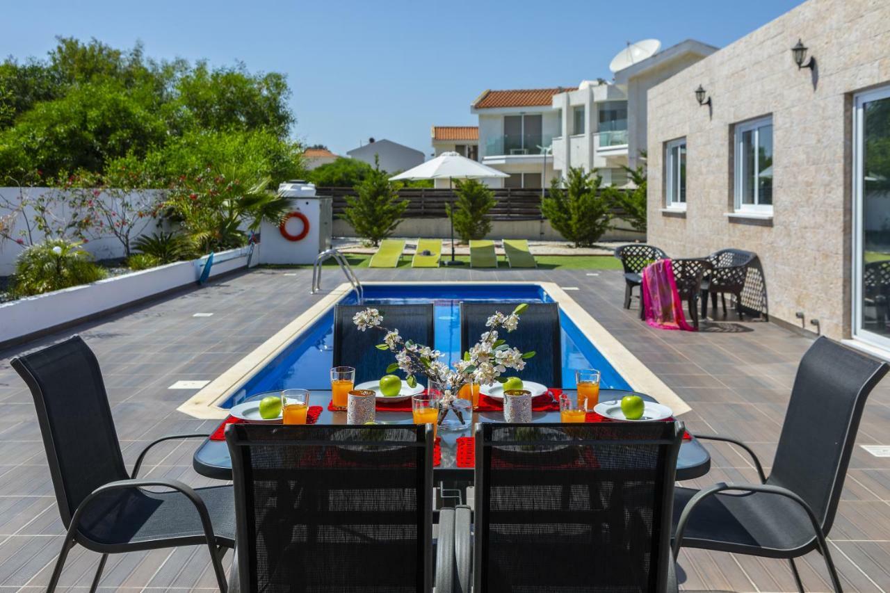 Protaras Villa Hollywood Экстерьер фото