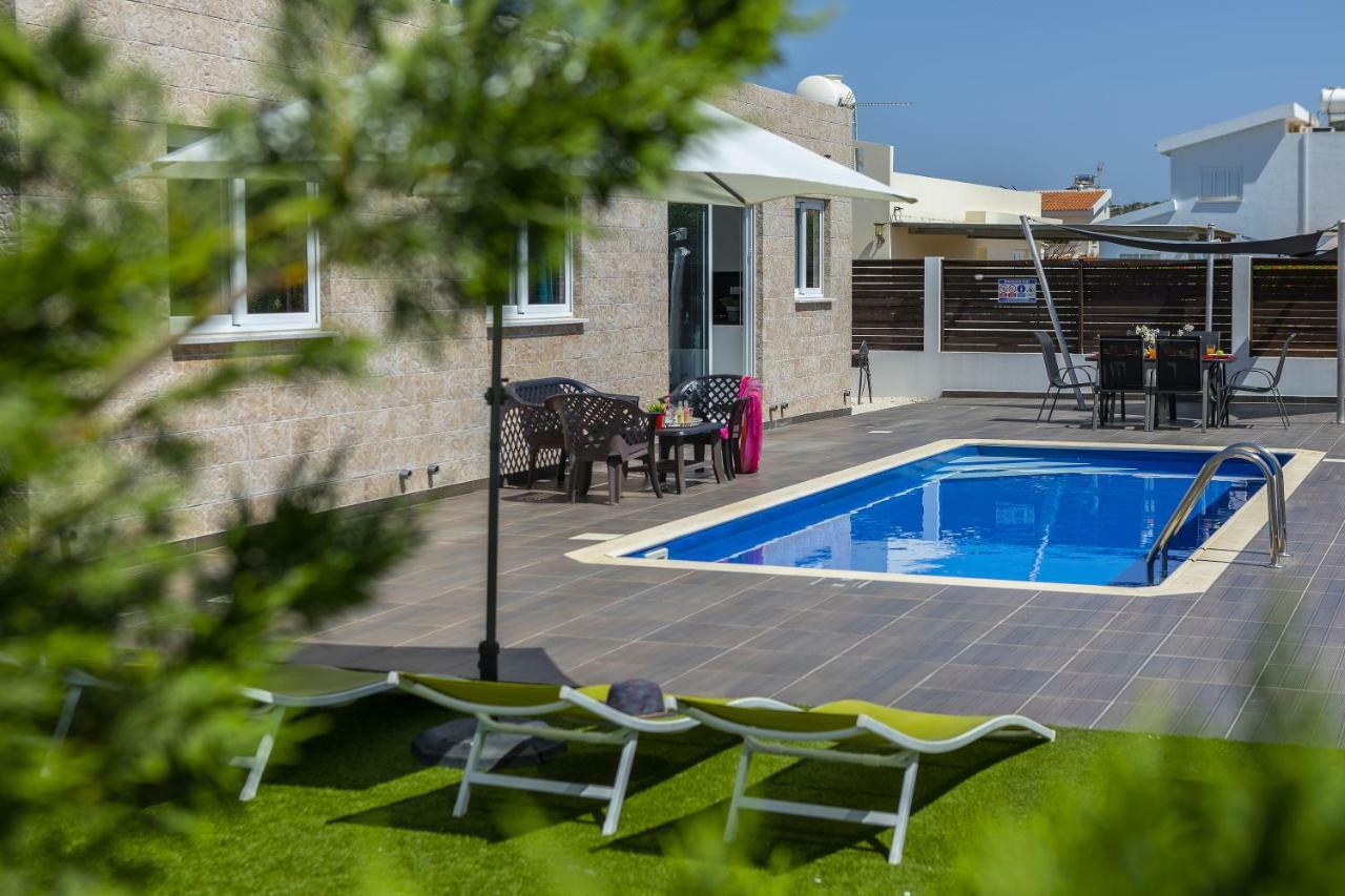 Protaras Villa Hollywood Экстерьер фото