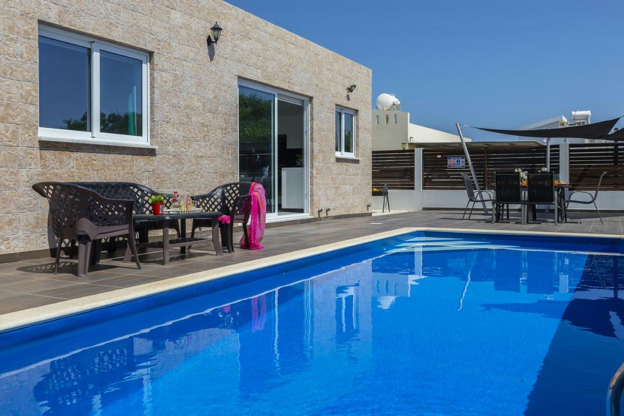 Protaras Villa Hollywood Экстерьер фото