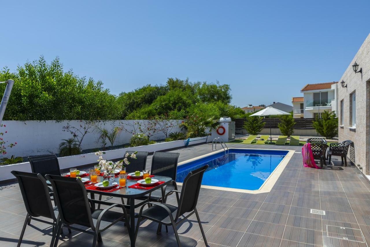 Protaras Villa Hollywood Экстерьер фото