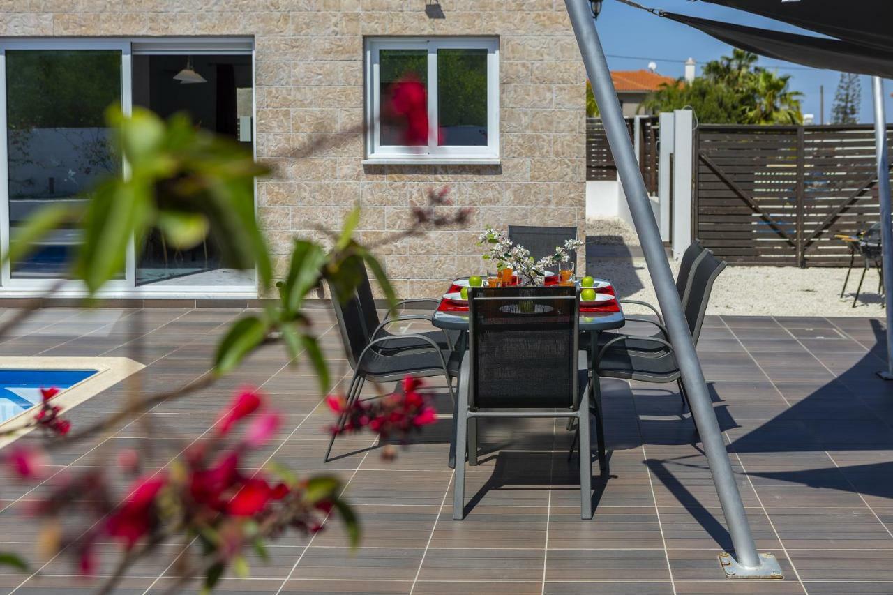 Protaras Villa Hollywood Экстерьер фото
