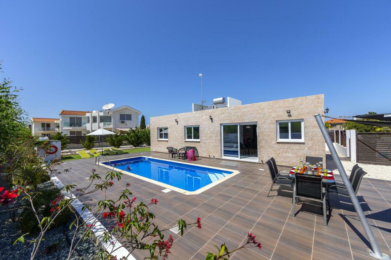Protaras Villa Hollywood Экстерьер фото