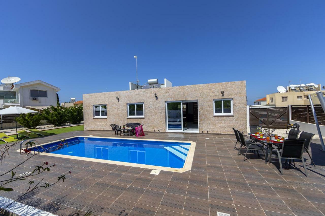Protaras Villa Hollywood Экстерьер фото