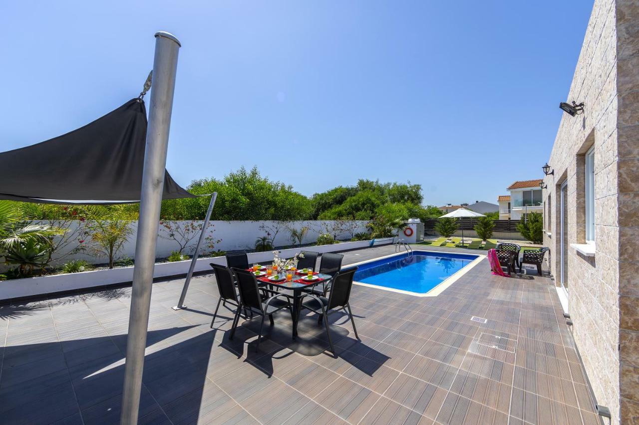 Protaras Villa Hollywood Экстерьер фото