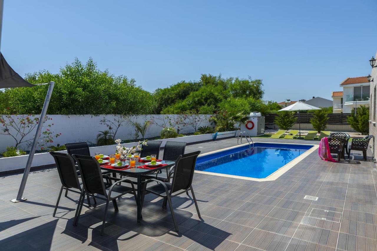 Protaras Villa Hollywood Экстерьер фото